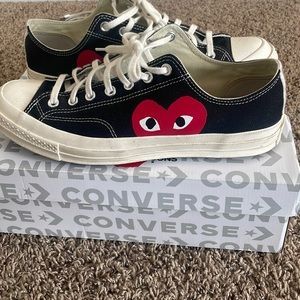 Comme Des Garcón Chucks